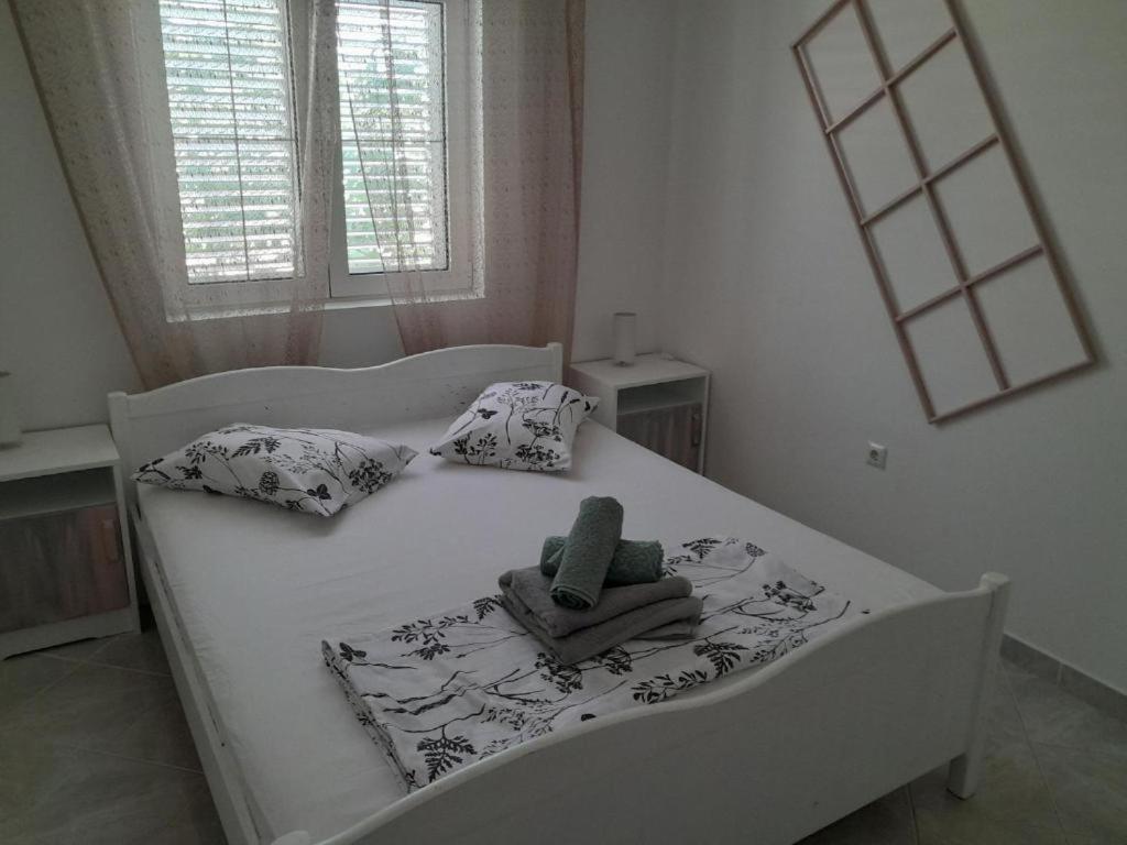 Apartmani Ira Vir Rum bild